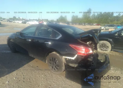 2013 Nissan Altima 2.5 S z USA, uszkodzony, nr VIN 1N4AL3AP0DN520853